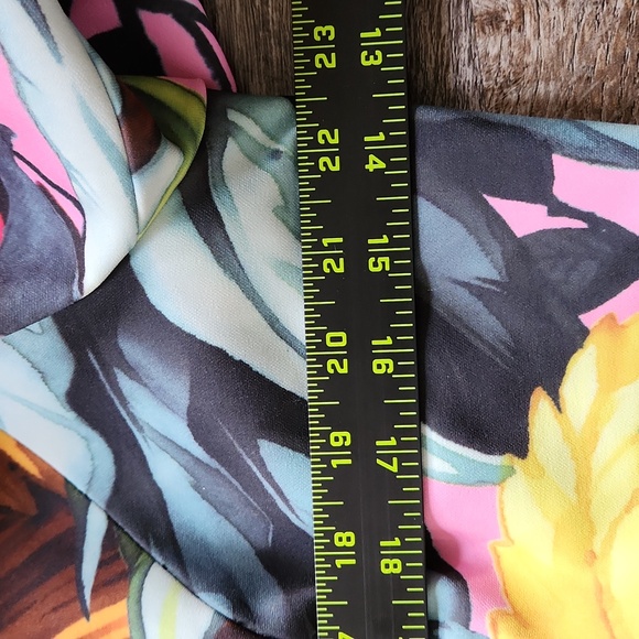 Fashion Nova LUXE 
Multicolor Floral Blazer & Suit Set - Picture 7 of 16